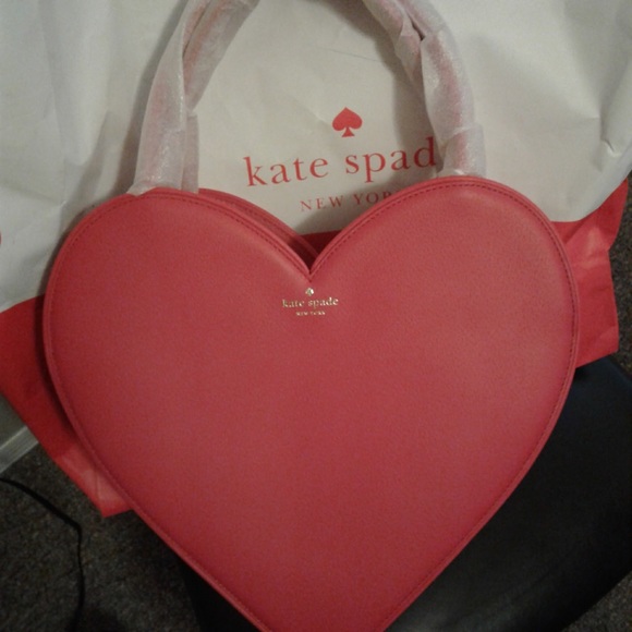 kate spade Handbags - Authentic Large Heart Shaped Kate Spade Bag! NWT!!